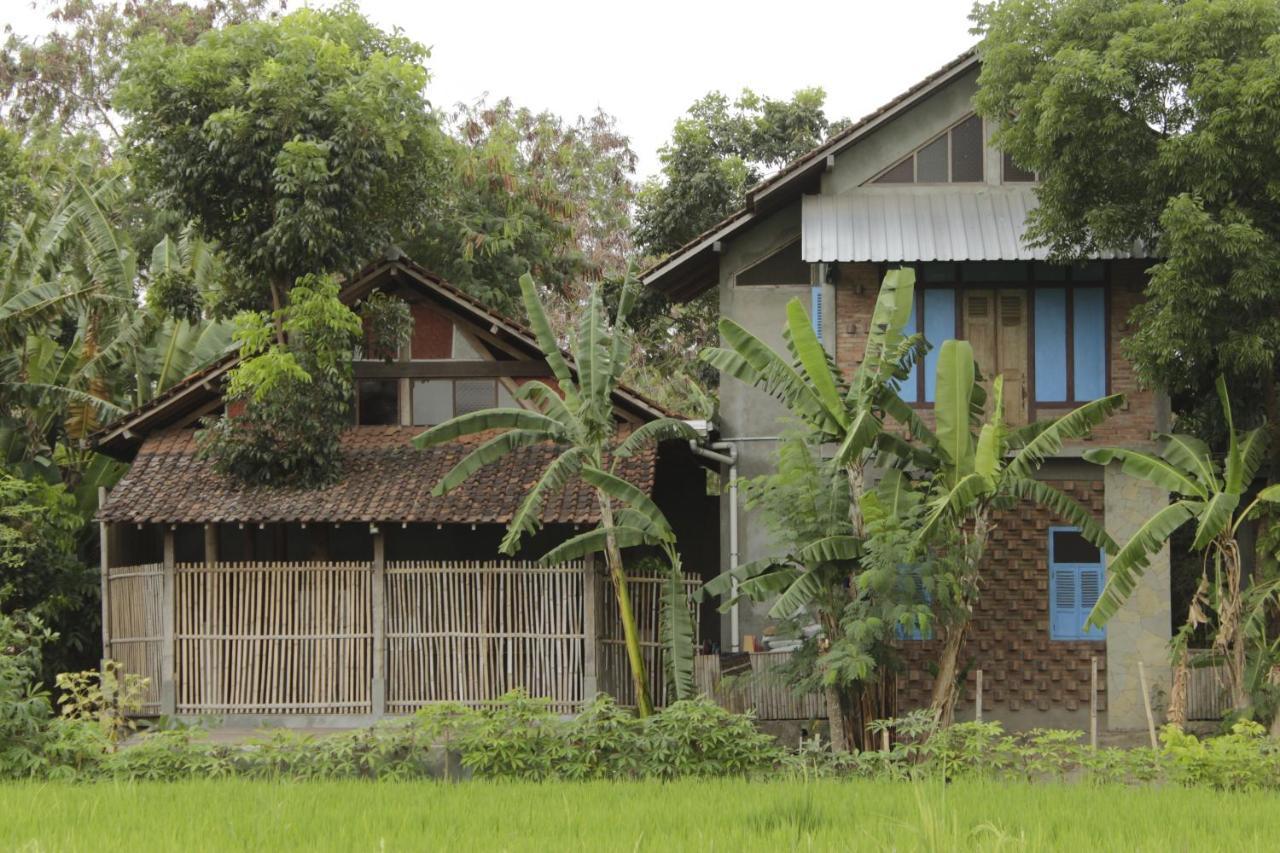 Hotel Omah Kebon Nitiprayan Bantul Exterior foto